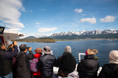 Sailing the Beagle Channel